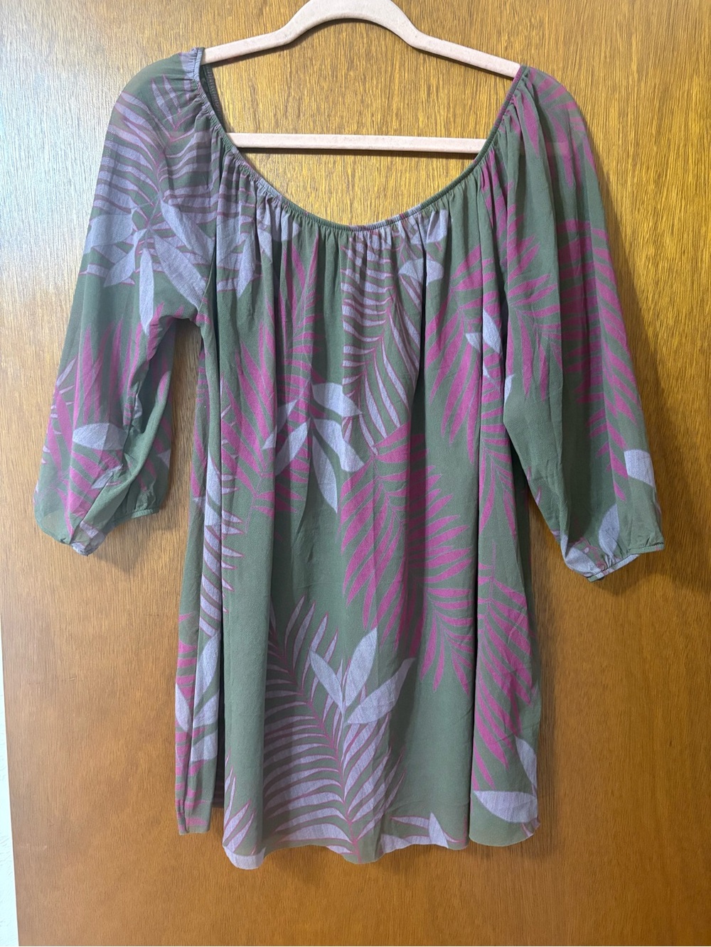 Sweet pea floral sheet summer top! Size XL